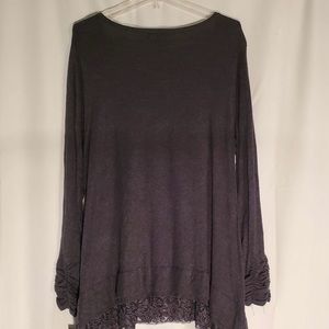 ALFANI 2x grey sweater w/ scallop and lace detail